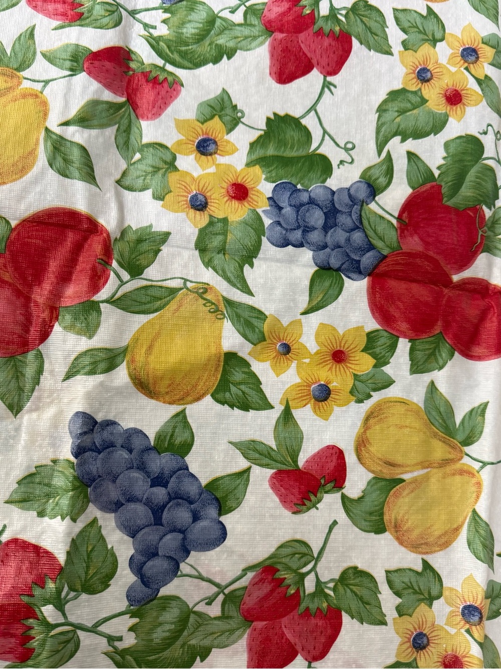 Vinyl Waterproof Flannel Back Rectangle
Indoor Outdoor Tablecloth Berries